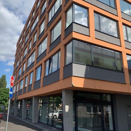 Air-Conditioned, 2 Room Apartment With Terrace Bratislava Eksteriør bilde
